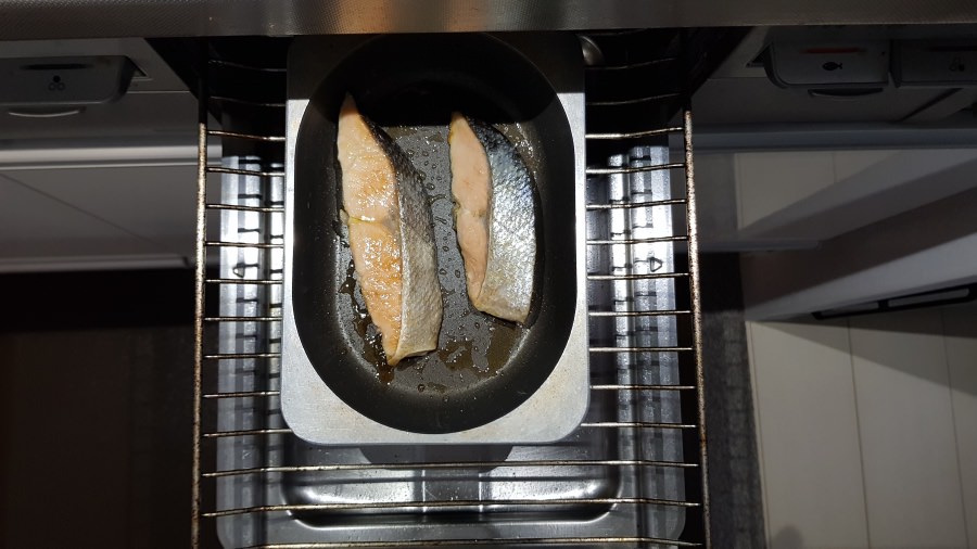 魚焼きグリル掃除不要の最強アイテム スペースパン 調理も片付けも楽チンすぎ